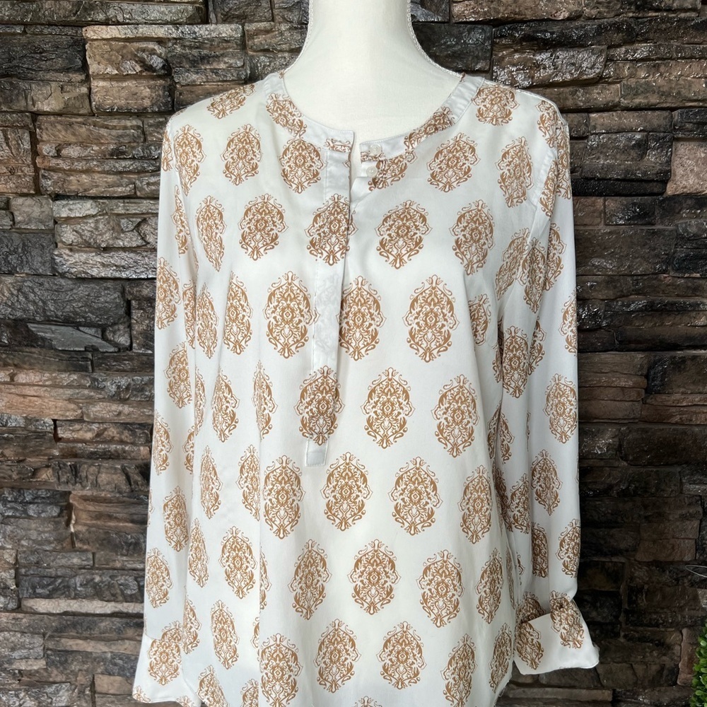 Elegant White and Gold Patterned Women's Top